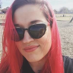 Meet your Posher, Andrea